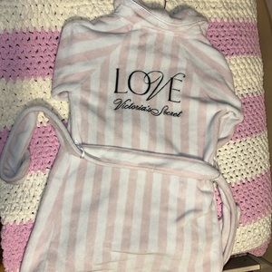 Victoria’s Secret robe